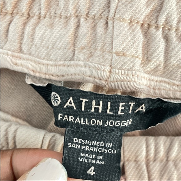 Athleta women’s Farallon Jogger Pants Mocha Latte Pink Beige Sweatpants size 4 - Picture 5 of 6